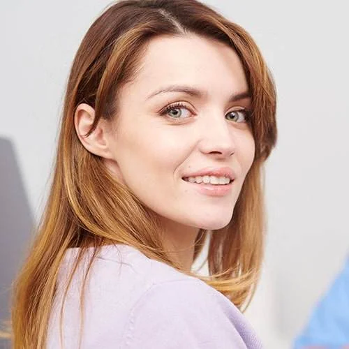 Beautiful Woman Posing In Doctors Office Lwvpg3D