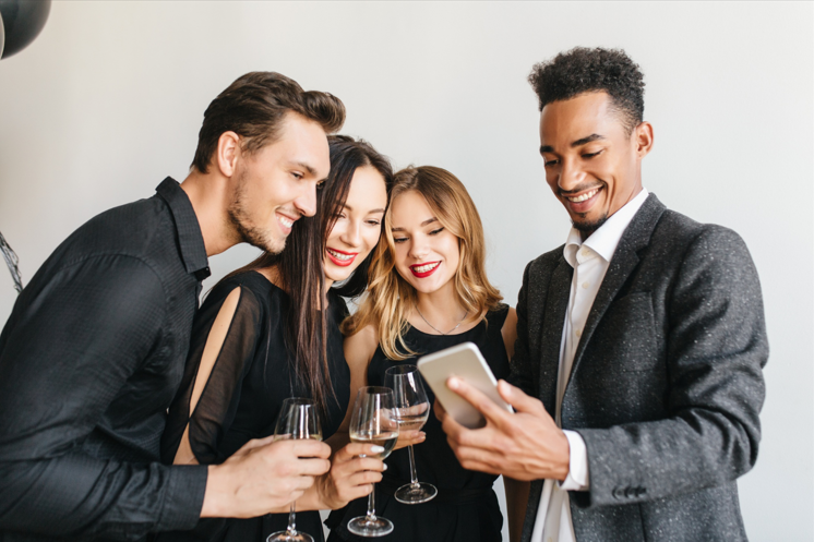 mobile event app can help attendees to network easily.jpg